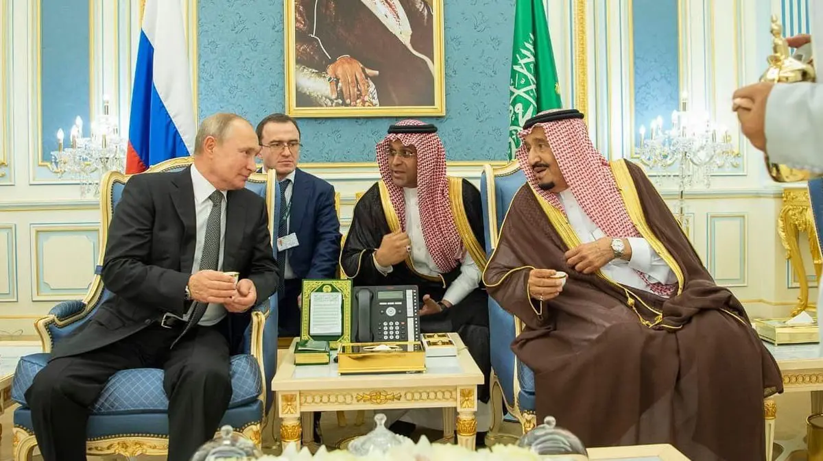 السعودية وروسيا توقعان 20 اتفاقية تعاون