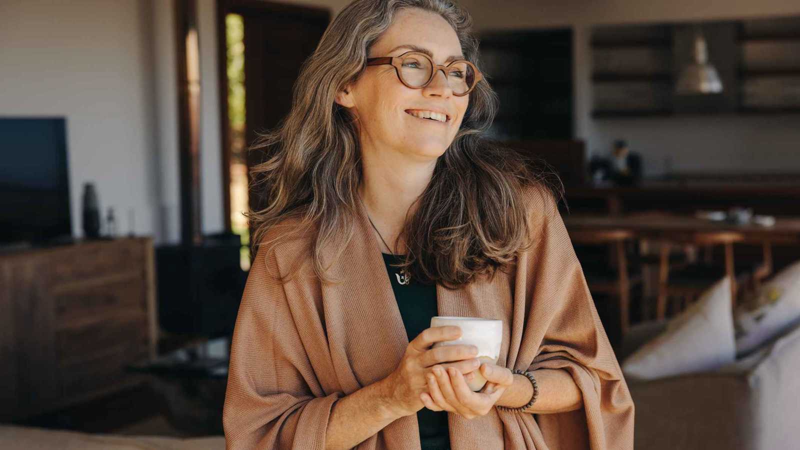 مشروبات تؤثر على أمعائك.. هل تشربها بالطريقة الصحيحة؟