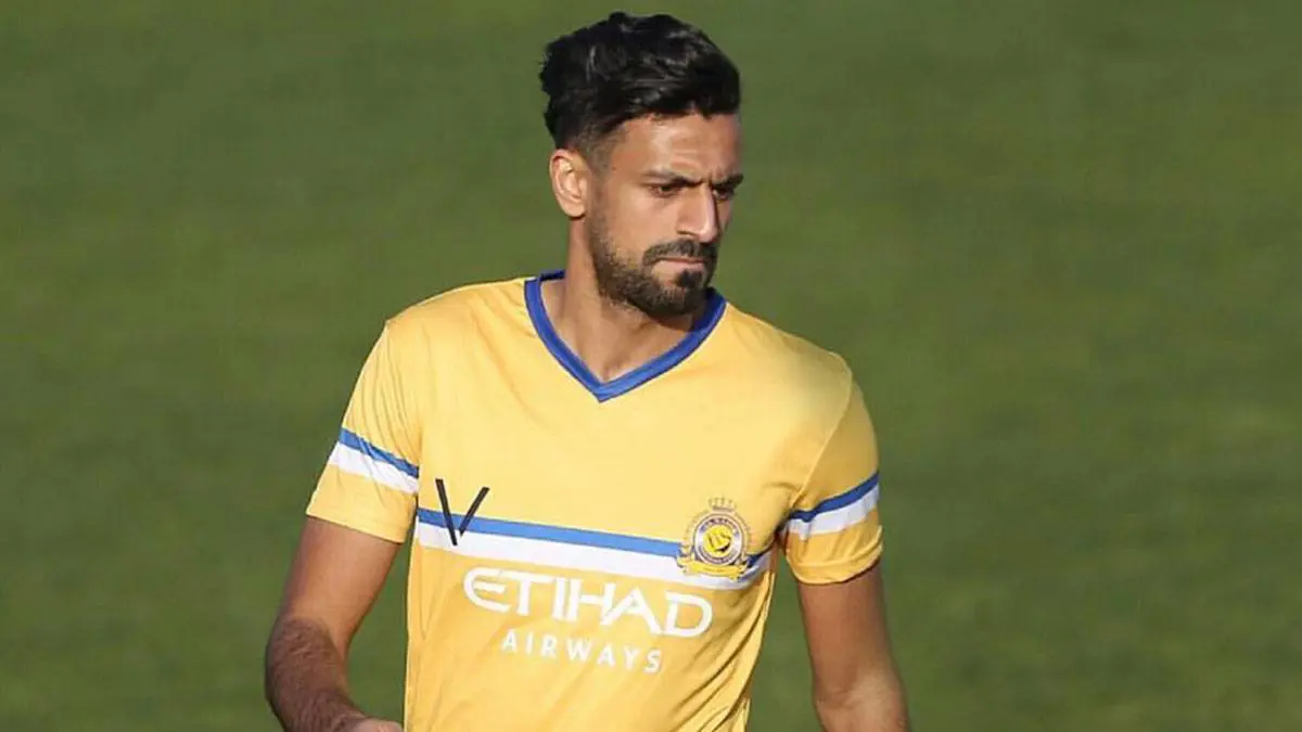 تقرير: غرامة ضخمة ضد النصر السعودي بسبب عبد الله آل سالم