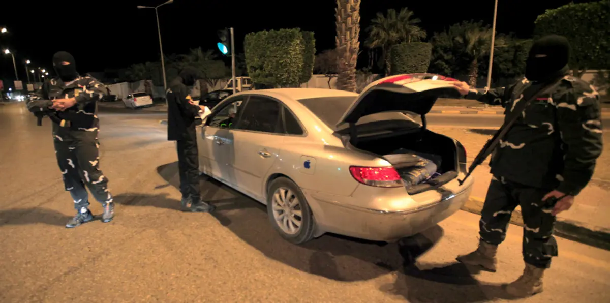 انتحاري يفجر سيارة مفخخة أمام بوابة السدرة بالهلال النفطي الليبي (صورة)