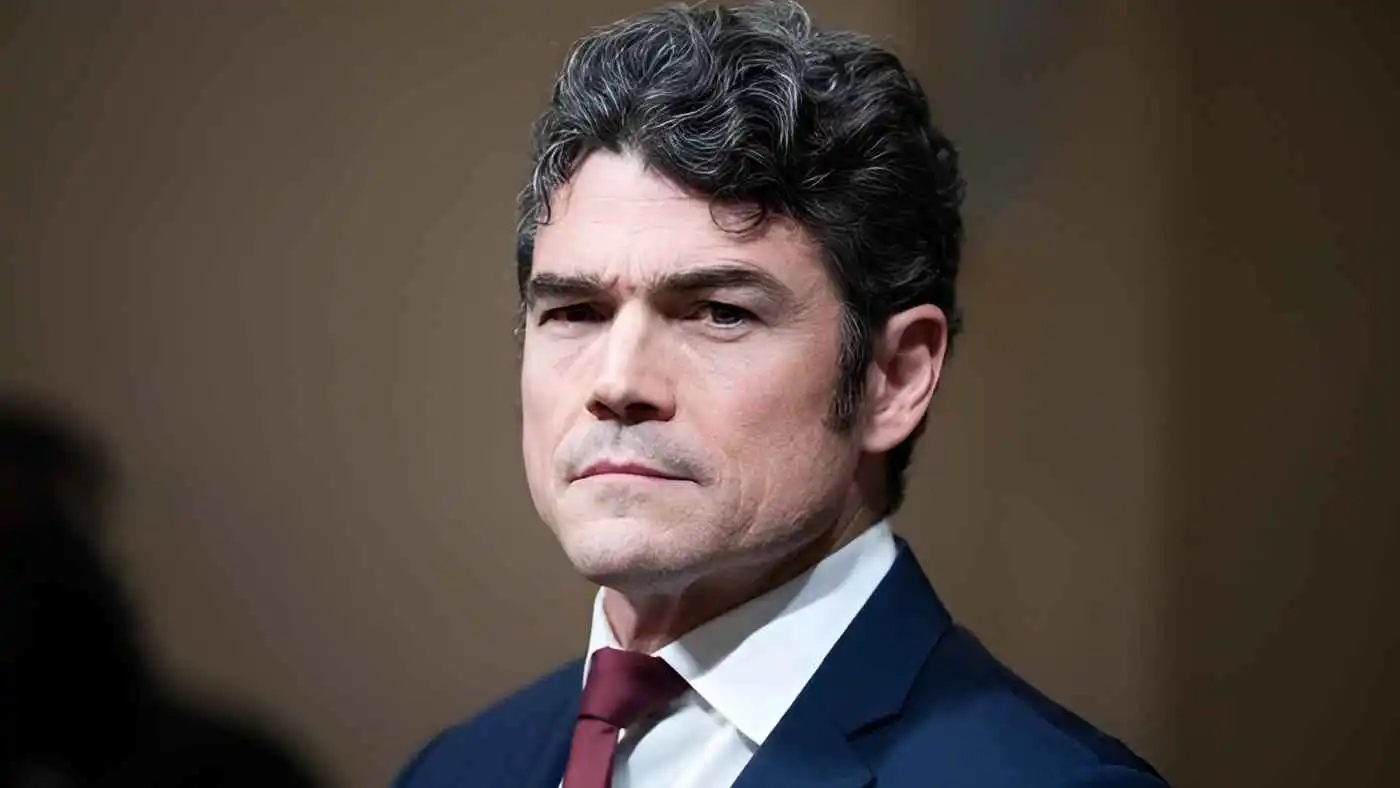 التحقيق مع مسؤول أمني أمريكي رفيع استقال رفضاً للحرب على إيران