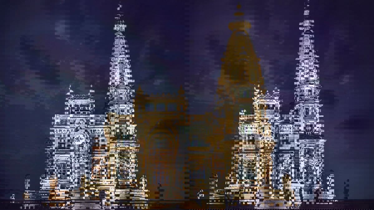 بعد 100 عام على تشييده .. عودة الحياة إلى قصر البارون إمبان مؤسس "مصر الجديدة"