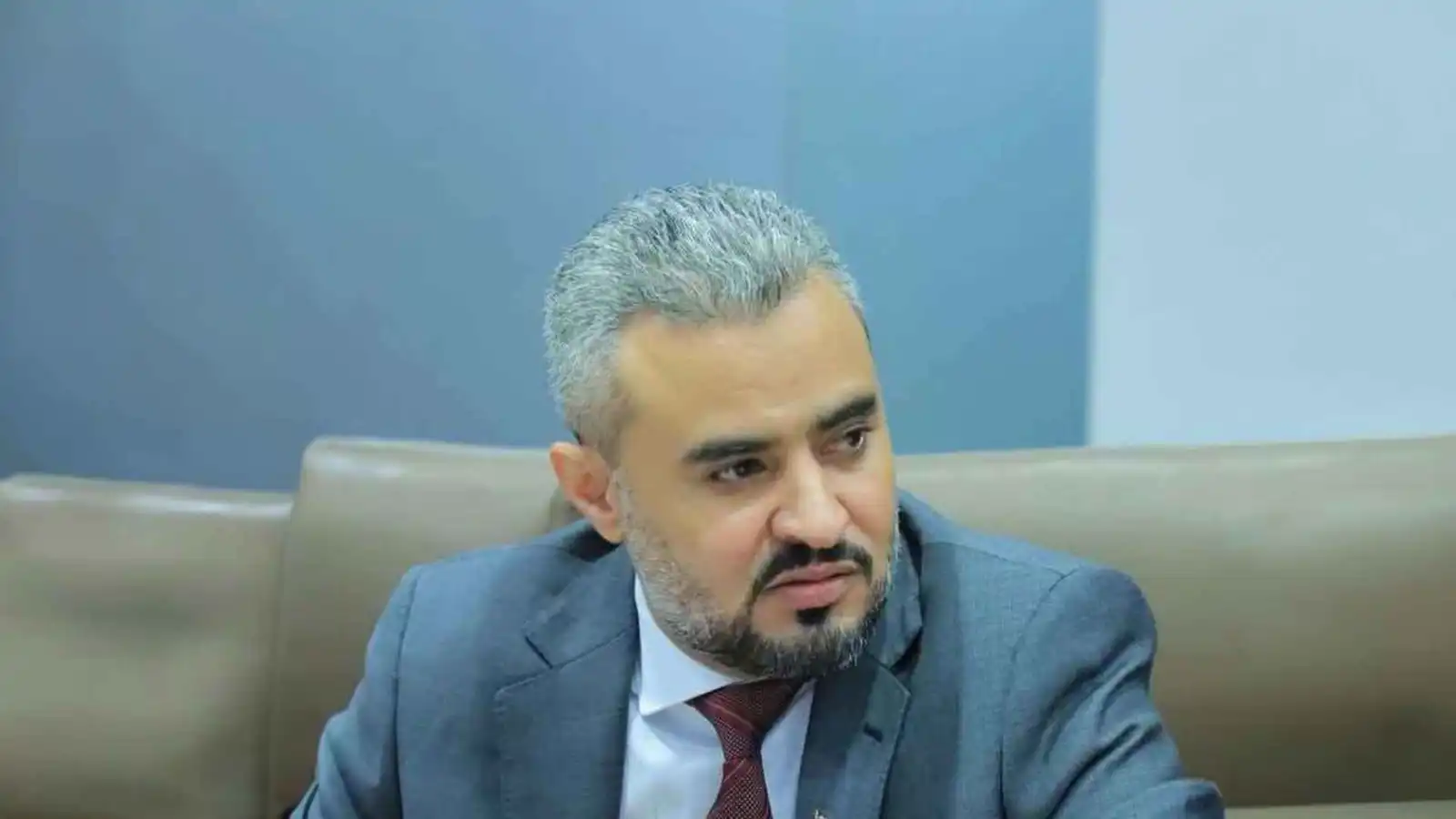 المجلس الانتقالي الجنوبي: إعلان حالة الطوارئ لا يمنح العليمي سلطة مطلقة