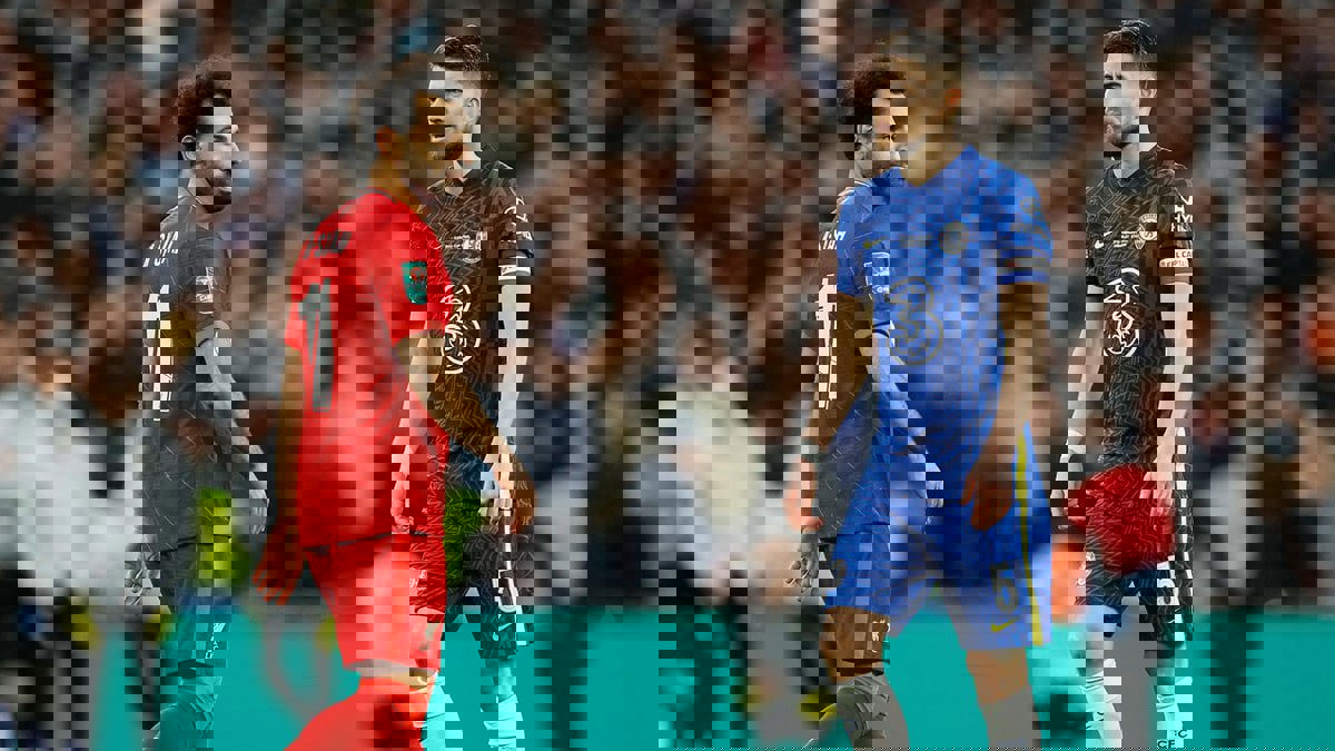 ماذا قال محمد صلاح لجورجينيو في محاولة لتشتيته قبل تنفيذ ركلة الترجيح؟ (فيديو)