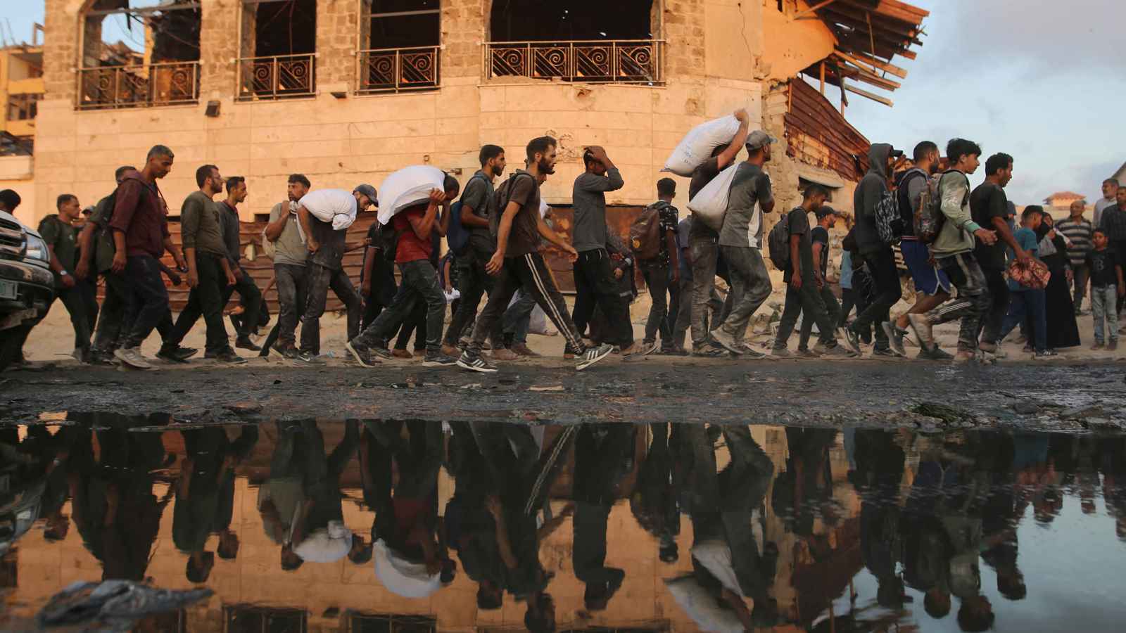 خلال يومين... مئات القتلى والمصابين بنيران إسرائيلية في غزة