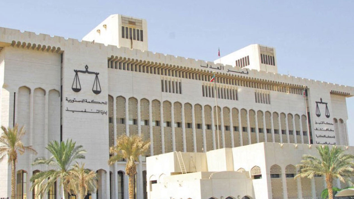 الكويت.. تأجيل النظر في قضية اعتداء على المال العام لمغادرة المتهم الرئيس البلاد