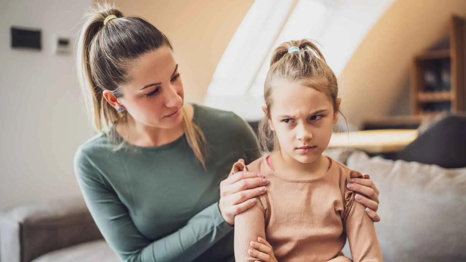 أخطاء يرتكبها الآباء في التربية.. والنتيجة "طفل نرجسي"