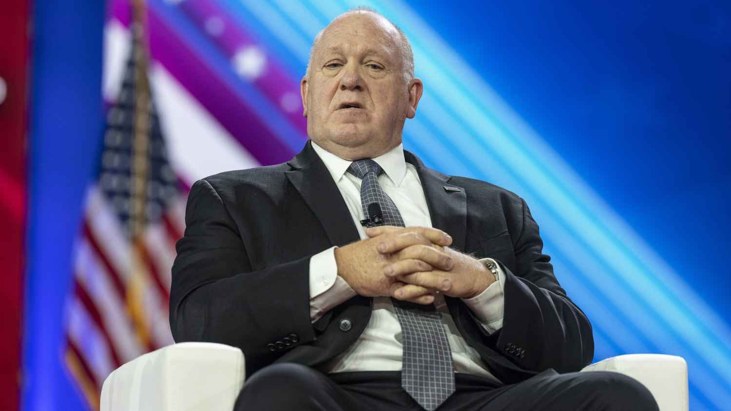 "قيصر الحدود".. ترامب يعين توم هومان مسؤولا عن الهجرة