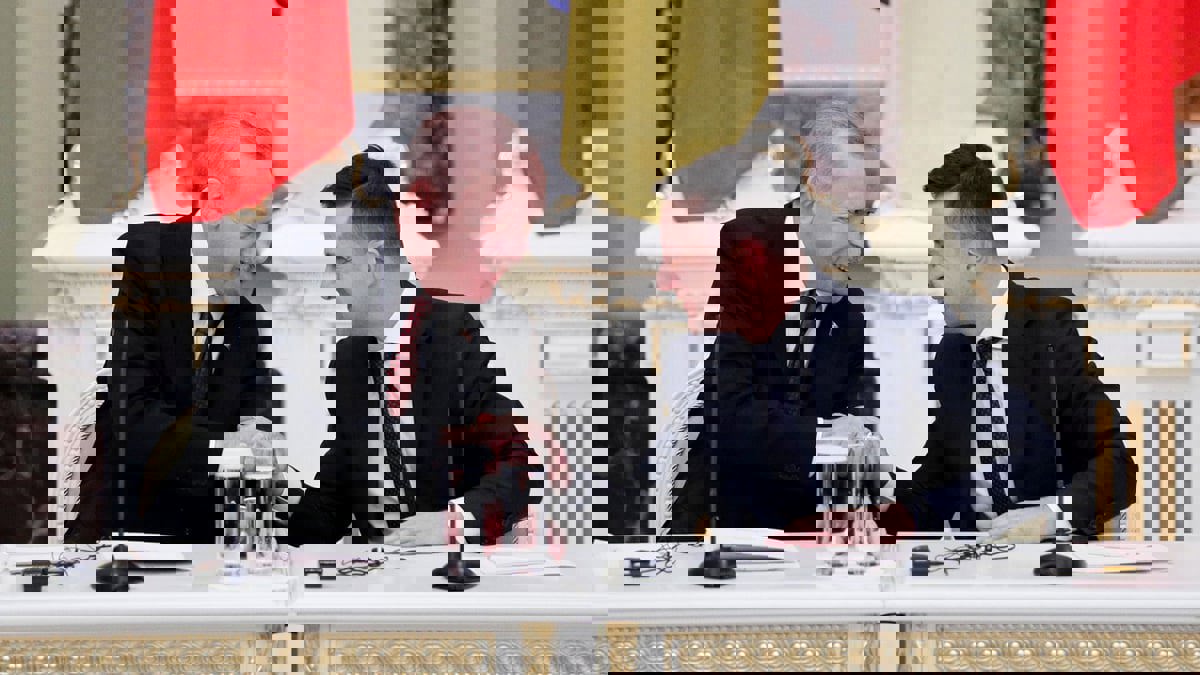 أردوغان لزيلينسكي: أثمن مشروع فتح طريق بحري للصادرات الزراعية