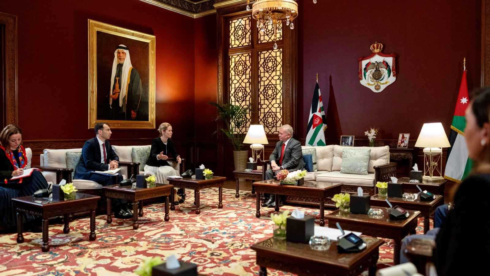 ملك الأردن وممثلة الاتحاد الأوروبي: لا سلام إلا عبر حل الدولتين ‎