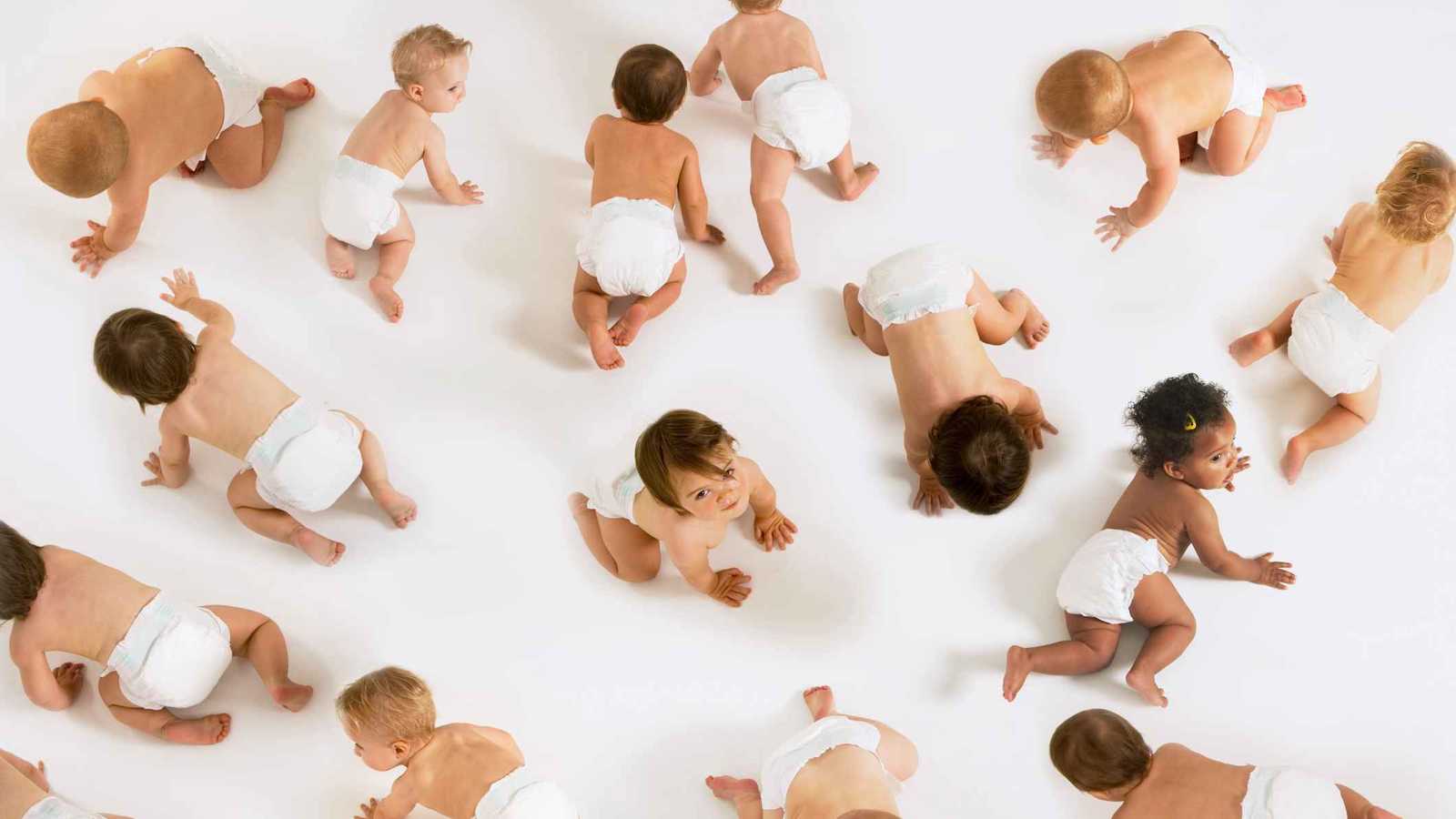 سباق حبو طريف للرضع يتحول لحدث سنوي في تركيا (فيديو)