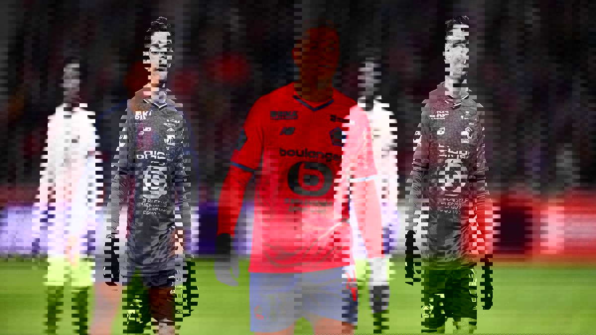 بعد خلاف مع مدربه.. شكوك بشأن مستقبل حاتم بن عرفة مع نادي ليل