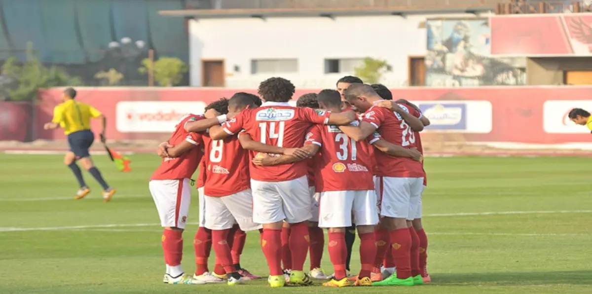 هل بدأت الحرب بين البدري وشلة الكبار في الأهلي المصري؟