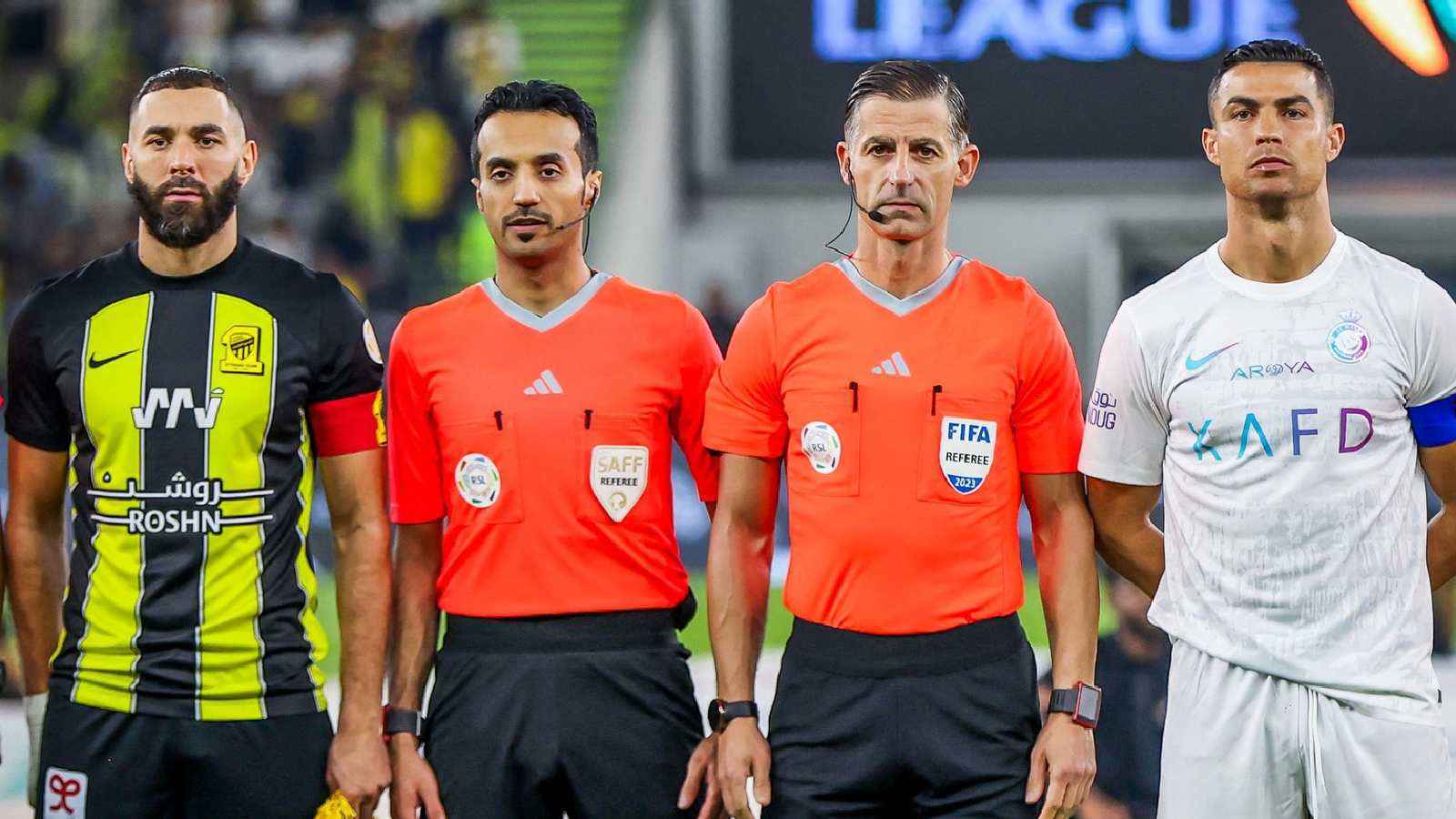 هل ضمن الدوري السعودي "كرة ذهبية سوبر"؟