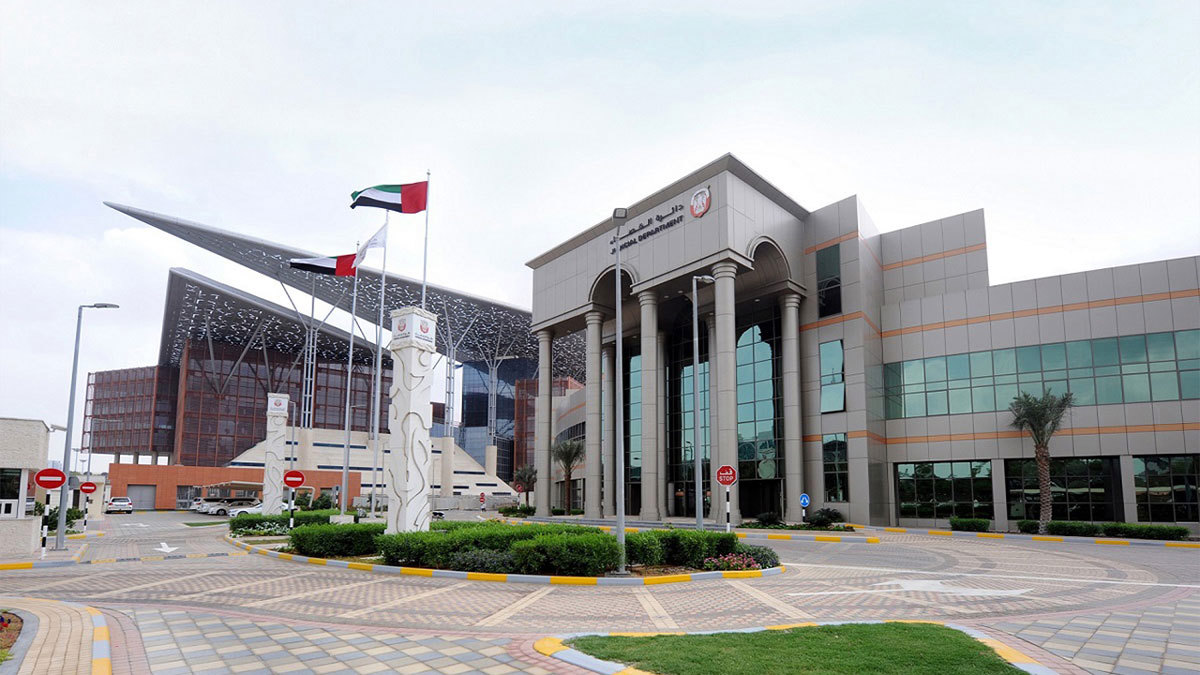 "جنايات أبوظبي" تدين 6 باكستانيين وشركتين بتهمة غسل أموال جرّاء تجارة المخدرات