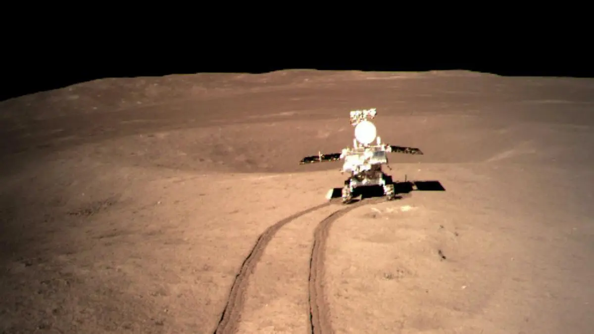 هبوط مركبة فضاء صينية بنجاح على القمر لجلب صخور