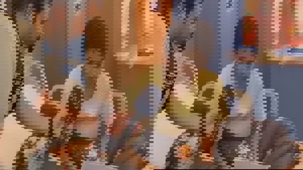 الكويت.. تعاطف واسع مع مناشدة والد "البدون" علي مشعل