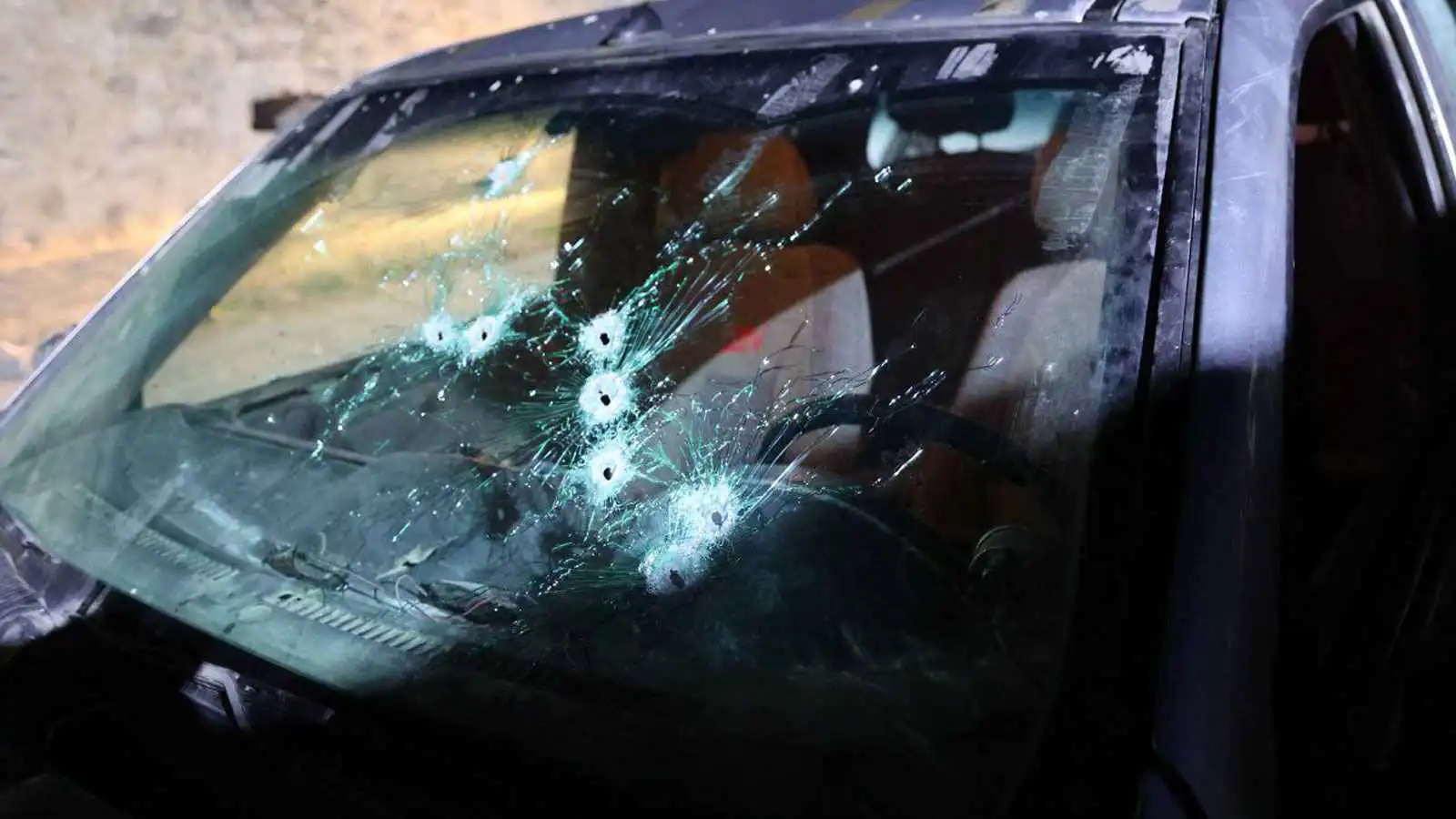 سوريا.. مقتل فتاة وإصابة شقيقها برصاص مجهولين بريف إدلب (صور)