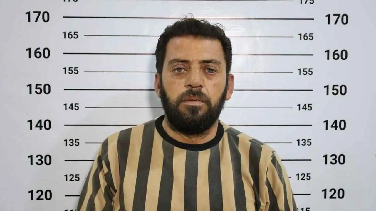 ضُبط بملابس نسائية.. اعترافات مثيرة لمنفذ "تفجير سجو" في سوريا (فيديو)