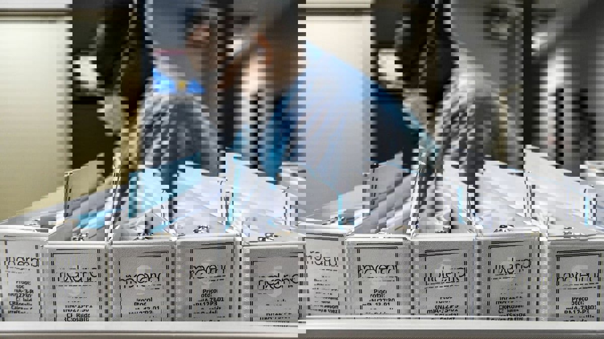 أمريكا تمنح الموافقة الكاملة للقاح "موديرنا"