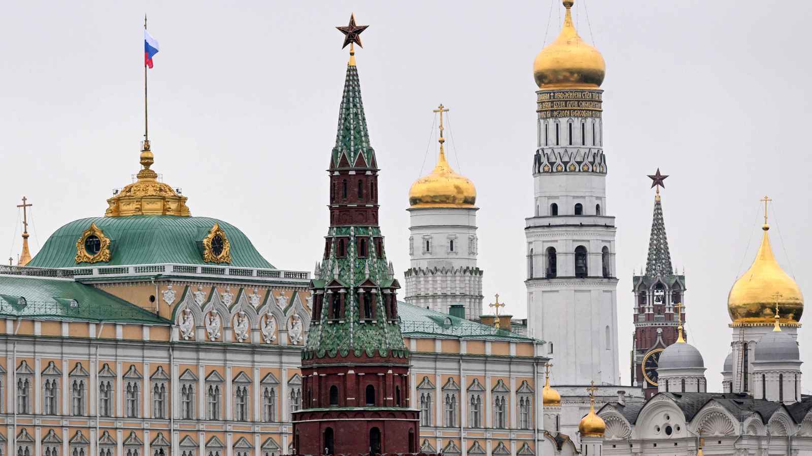 الكرملين: بوتين "قد يتواصل" مع ترامب قبل التنصيب