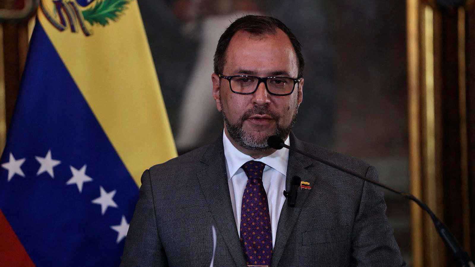 كراكاس: روسيا جددت دعمها "الكامل" لفنزويلا