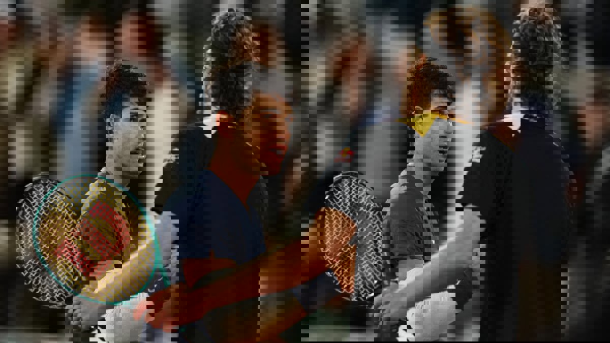 بعد انسحاب ديوكوفيتش.. صدام ألكاراز وسينر يتصدر بطولة رولان غاروس