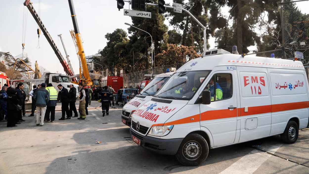 400 إيراني في المستشفى بسبب مياه ملوثة