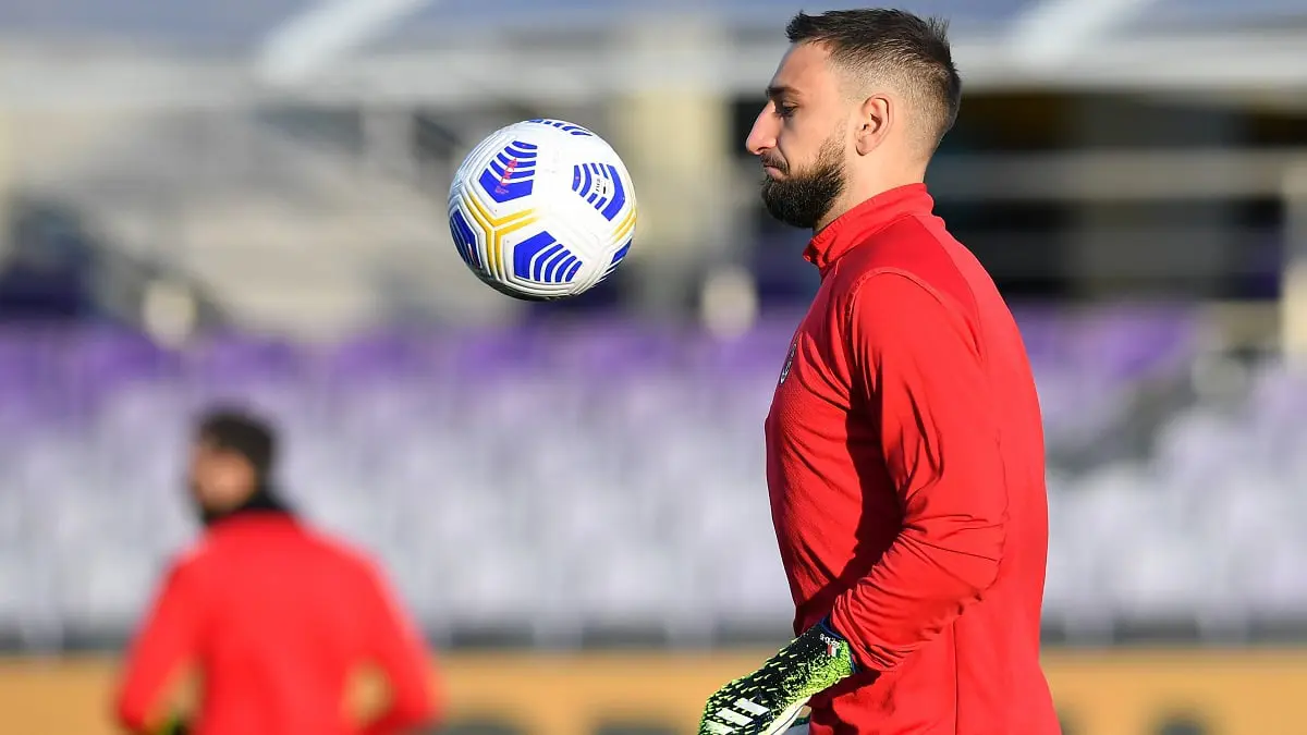 كالتشيو ميركاتو: دوناروما يشترط منحه أعلى راتب لحارس في العالم لتجديد عقده مع ميلان