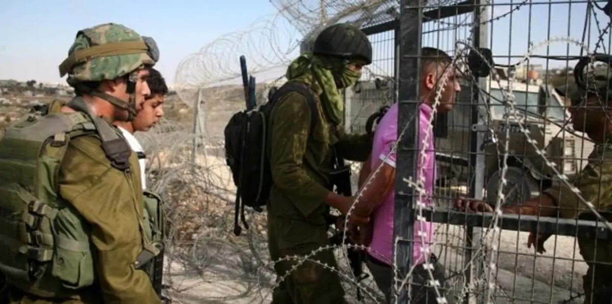 إصابة سجانين إسرائيليين إثر طعنهما من معتقلين فلسطينيين