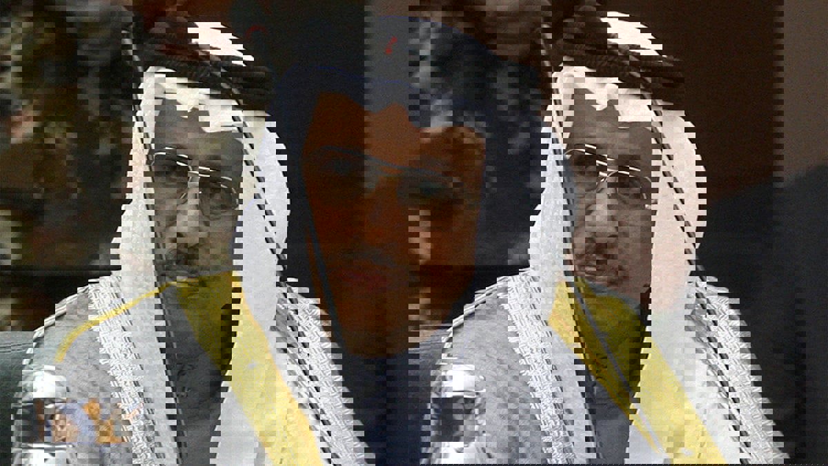 رغم اتهامه في قضية "صندوق الجيش".. جابر المبارك يغادر الكويت لأسباب صحية