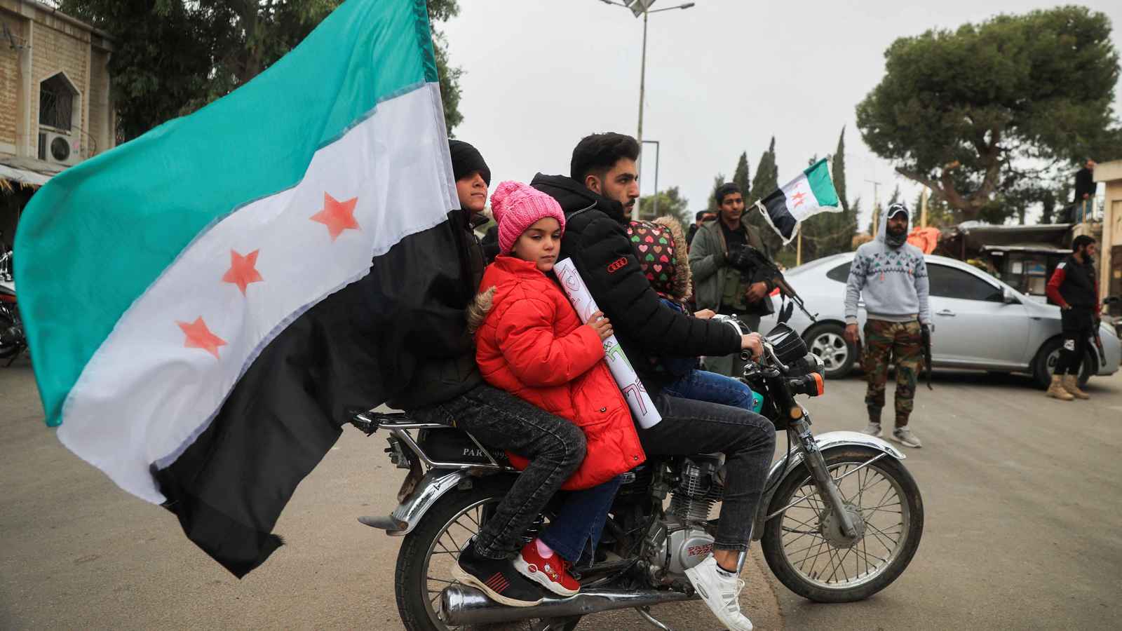 السيسي وماكرون يؤكدان ضرورة الحفاظ على وحدة سوريا