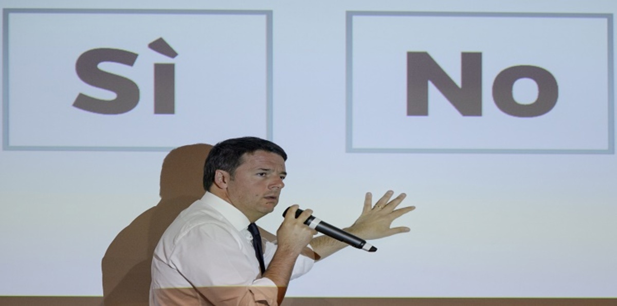 الإيطاليون يدلون بأصواتهم في استفتاء على إصلاحات دستورية