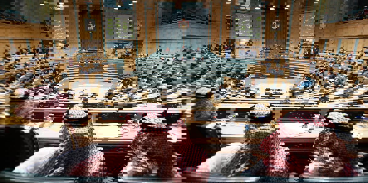 بيان الحكومة الأردنية لطلب الثقة يعتمد برنامجًا من "نظرية ابن خلدون"