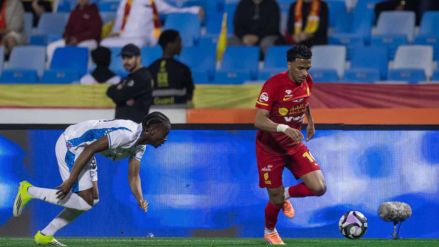 ترتيب الدوري السعودي بعد فوز القادسية على نيوم وخسارة التعاون 