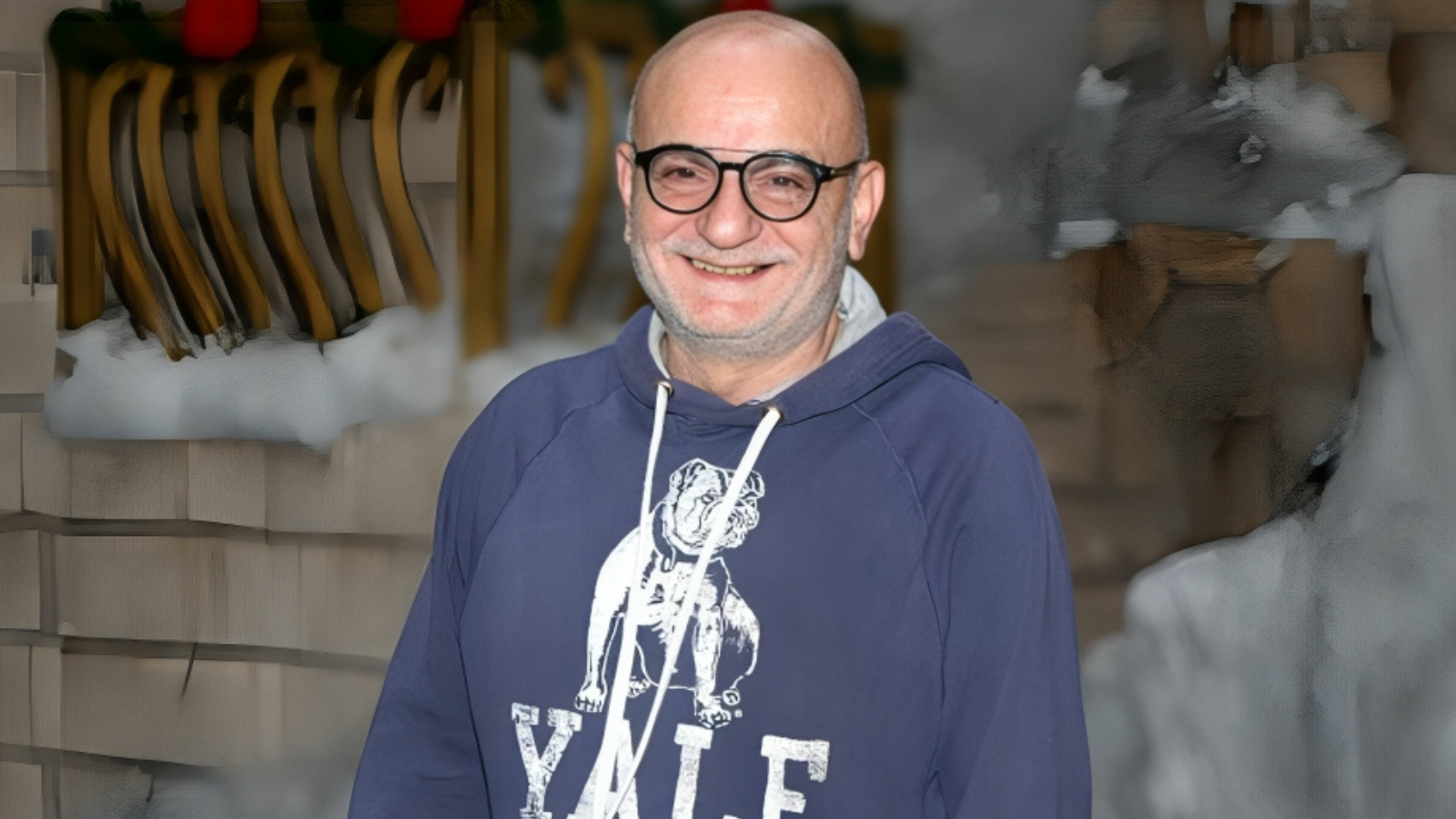 ممثل لبناني يدخل المستشفى وبحاجة متبرعين بالدم.. ما القصة؟