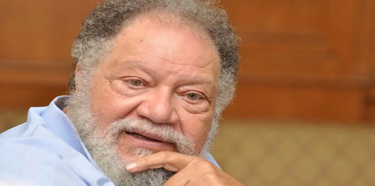 يحيى الفخراني يتخلى عن نجله في مسلسله المقبل.. ويوضح الأسباب