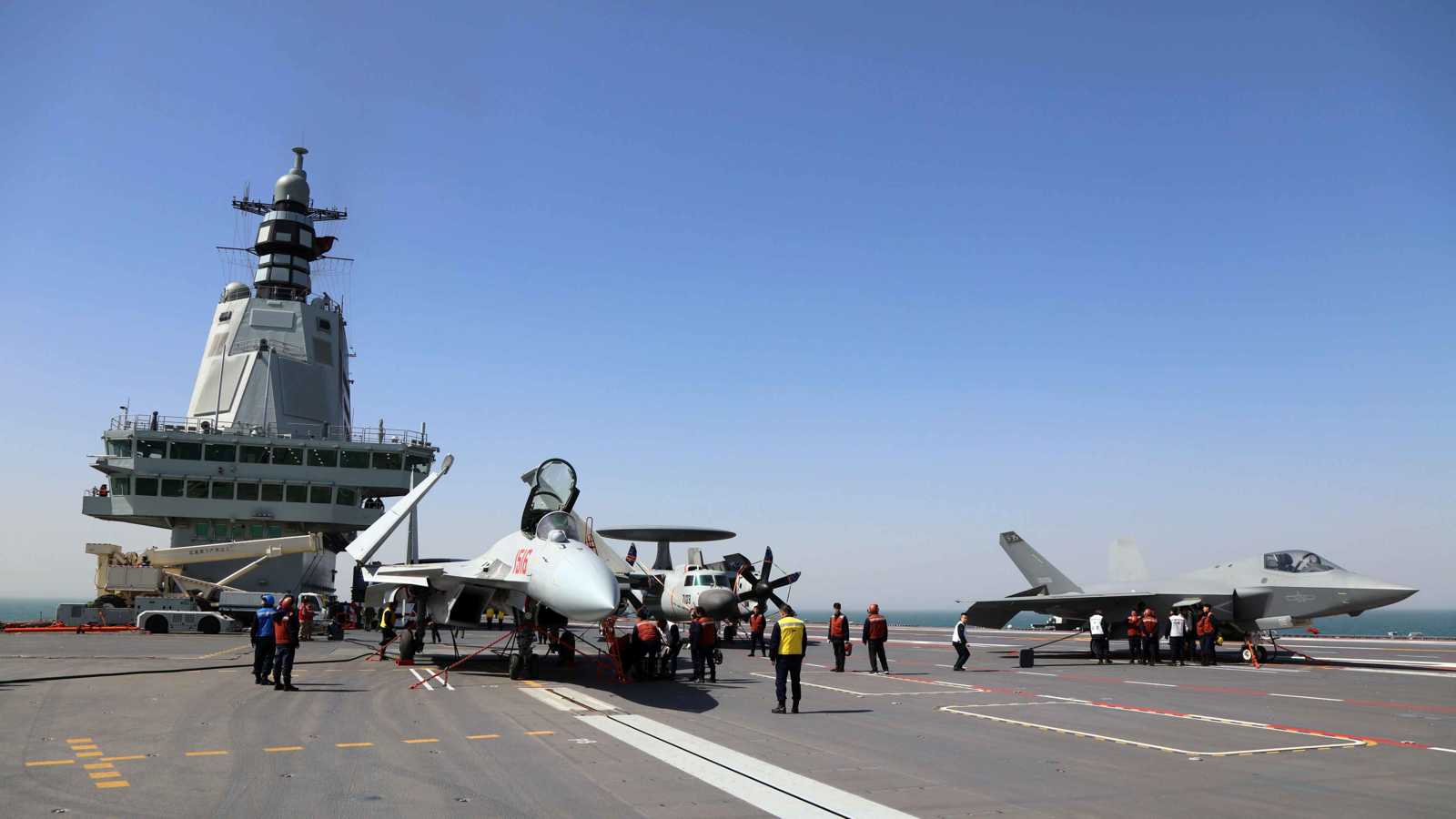 طفرة بالقوة البحرية.. "فوجيان" تعزز قدرات الجيش الصيني في المحيطات (فيديو إرم)