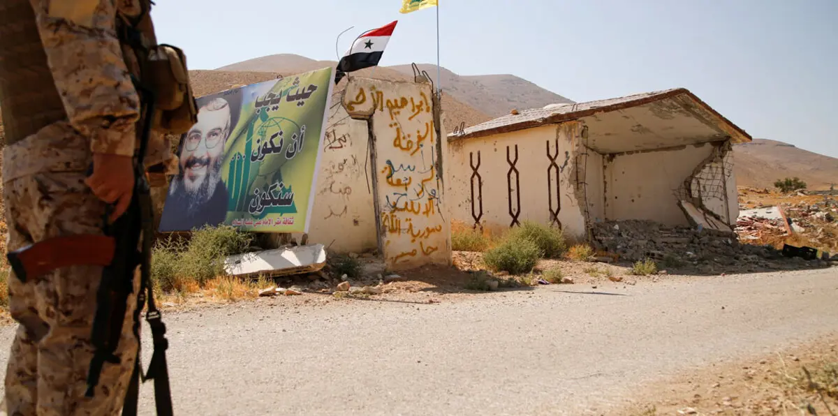 موقع إسرائيلي: القوات الأمريكية والروسية رفعت يدها عن محاربة "داعش" بسوريا