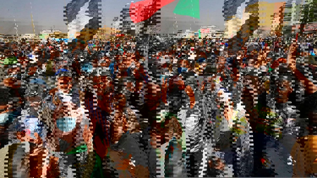 "واشنطن بوست": تداعيات "وباء الانقلابات" ستمتد إلى 2022