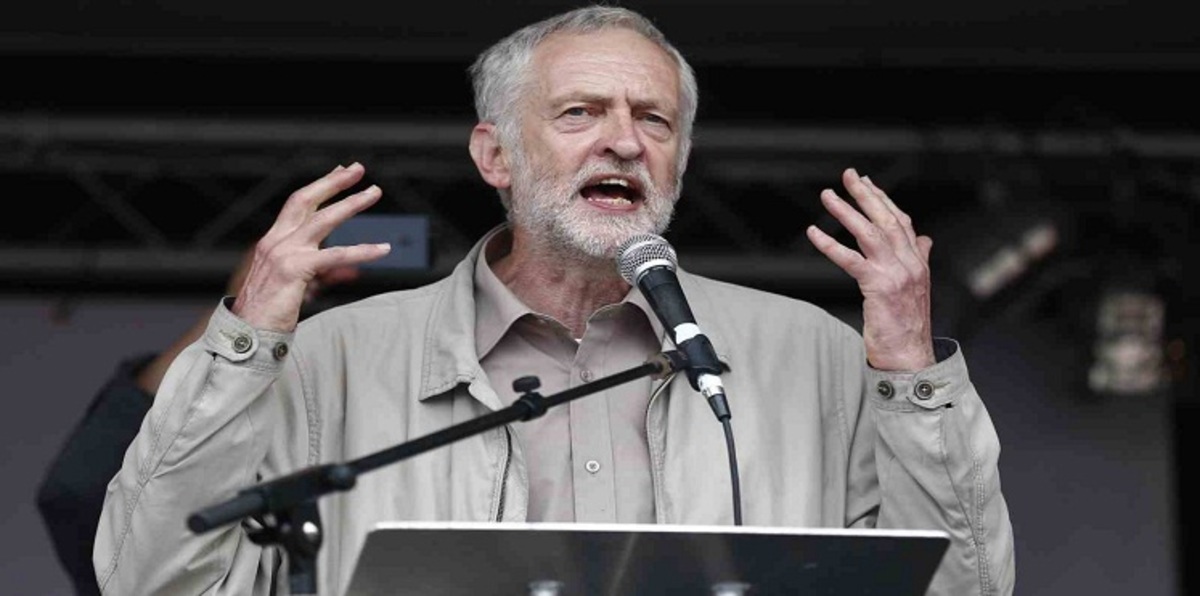 المعارضة البريطانية تستأسد في مواجهة صقور "بريكست"