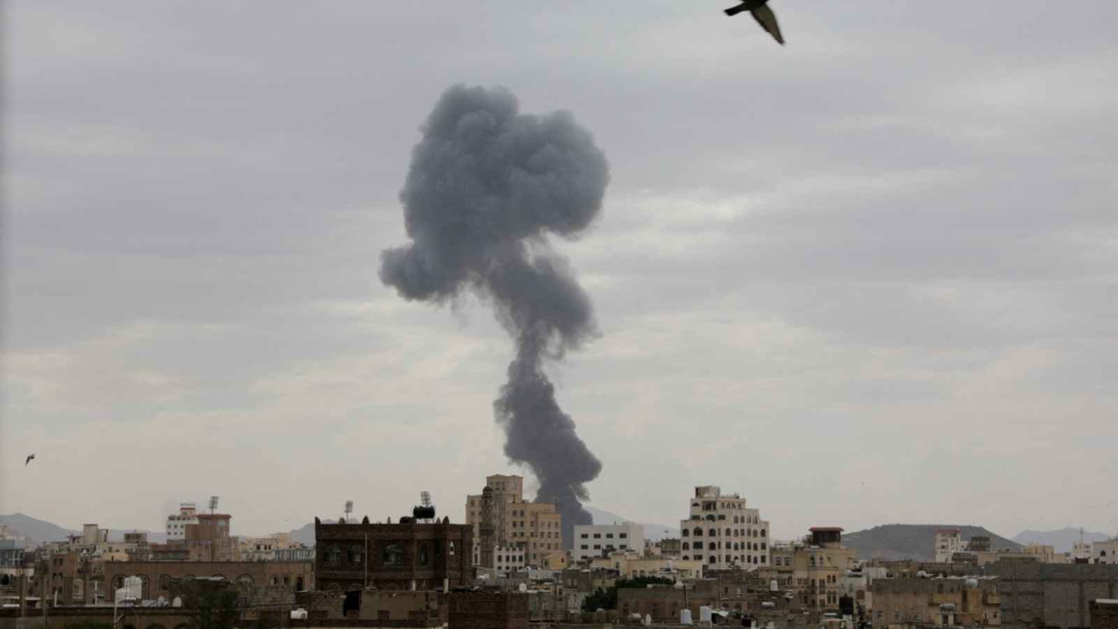 "مدينة النمل".. ما هدف إسرائيل القادم بعد ميناء الحديدة ومطار صنعاء؟