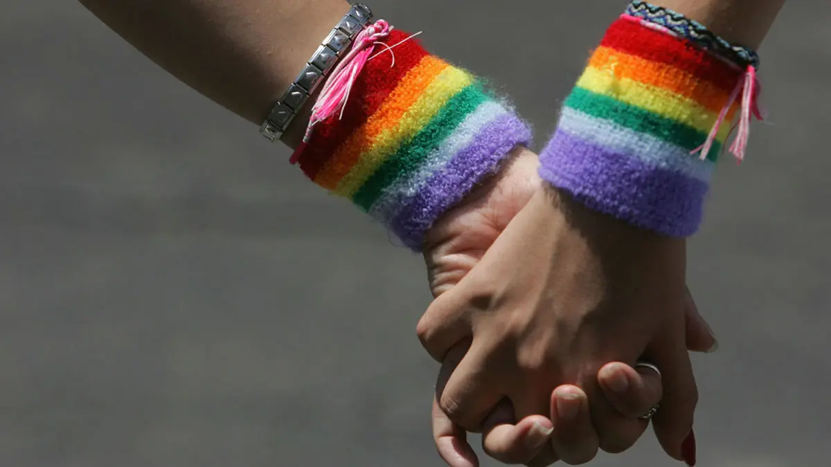 الجدل حول المثلية الجنسية يعود إلى الواجهة مجدّدًا في تونس