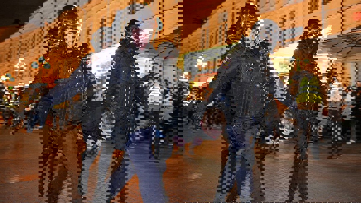 روسيان هاربان من الخدمة العسكرية يطلبان اللجوء لأمريكا
