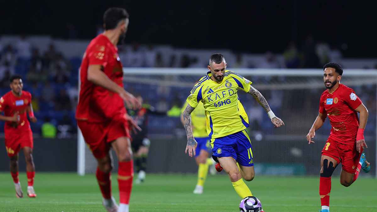 في غياب رونالدو.. سلطان الغنام ينقذ النصر أمام ضمك (فيديو)