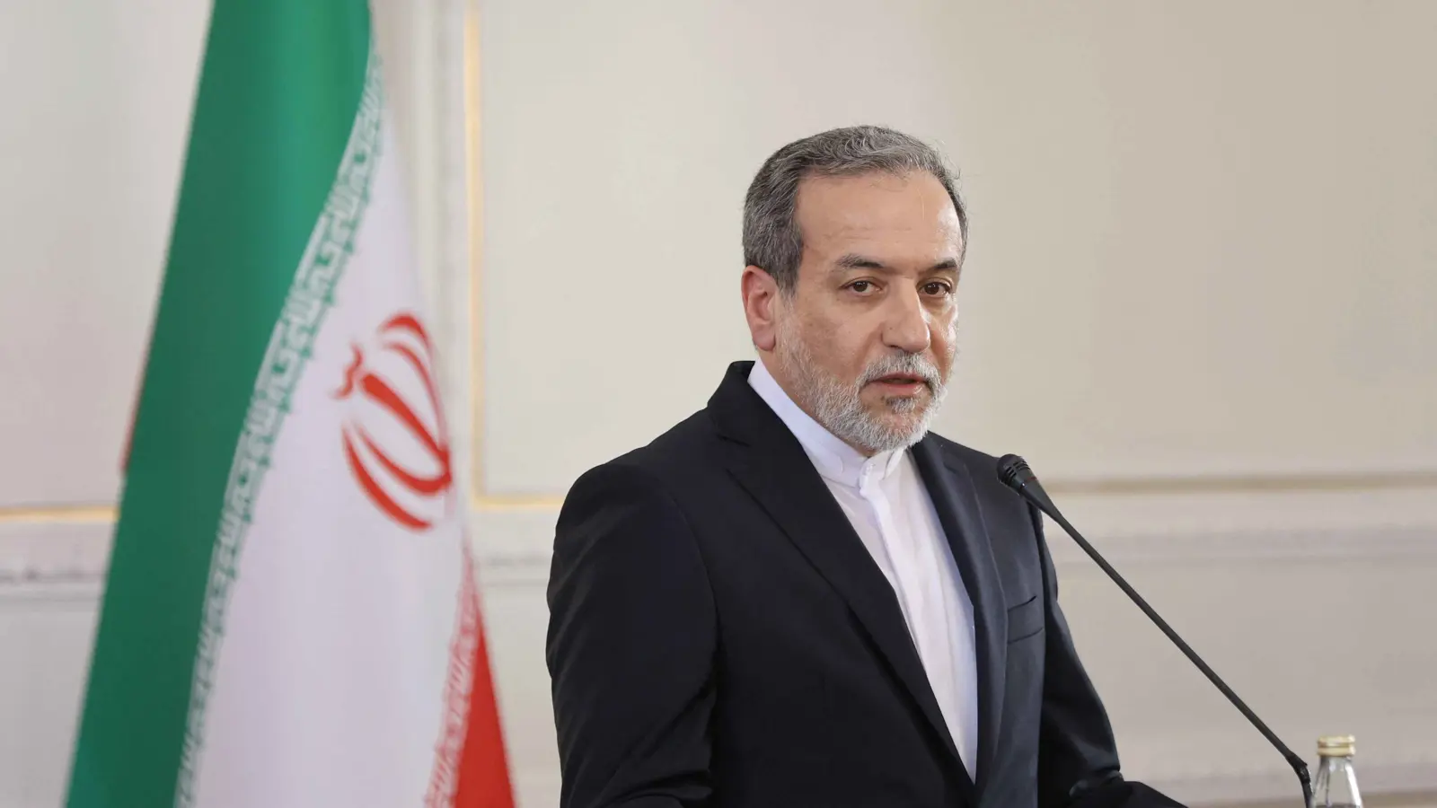 عراقجي: أمام أوروبا "فرصة تاريخية" للحوار مع طهران