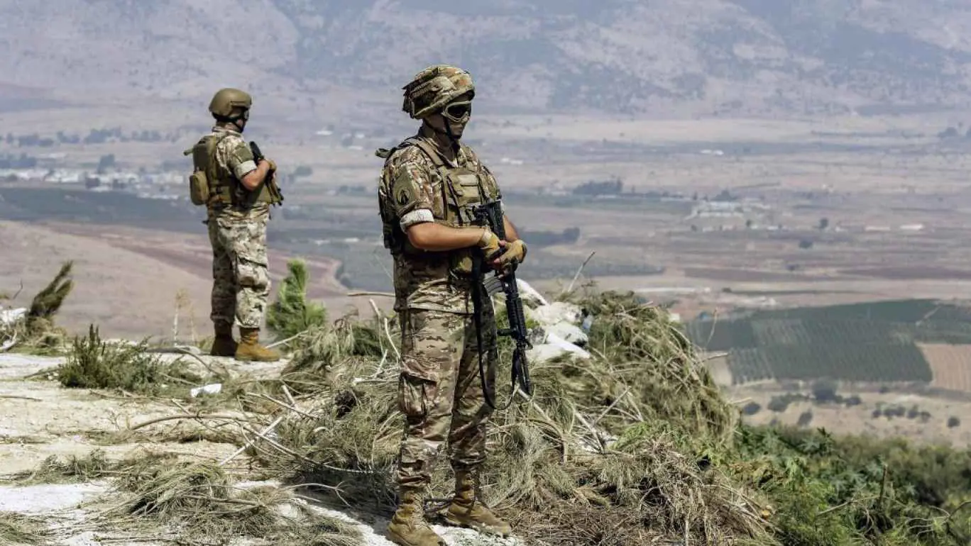 بعد مقتل آخر.. الجيش الإسرائيلي يختطف جندياً لبنانياً مصاباً