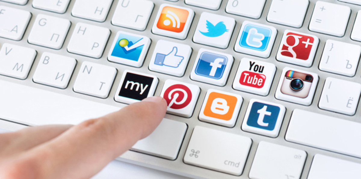 مواقع التواصل الاجتماعي.. وسيلة تعارف بين المهاجرين ومهربي البشر‎