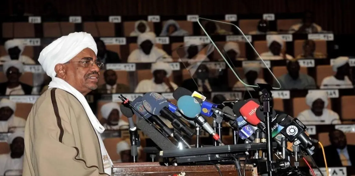 البشير يأمل في رفع العقوبات الاقتصادية عن بلاده