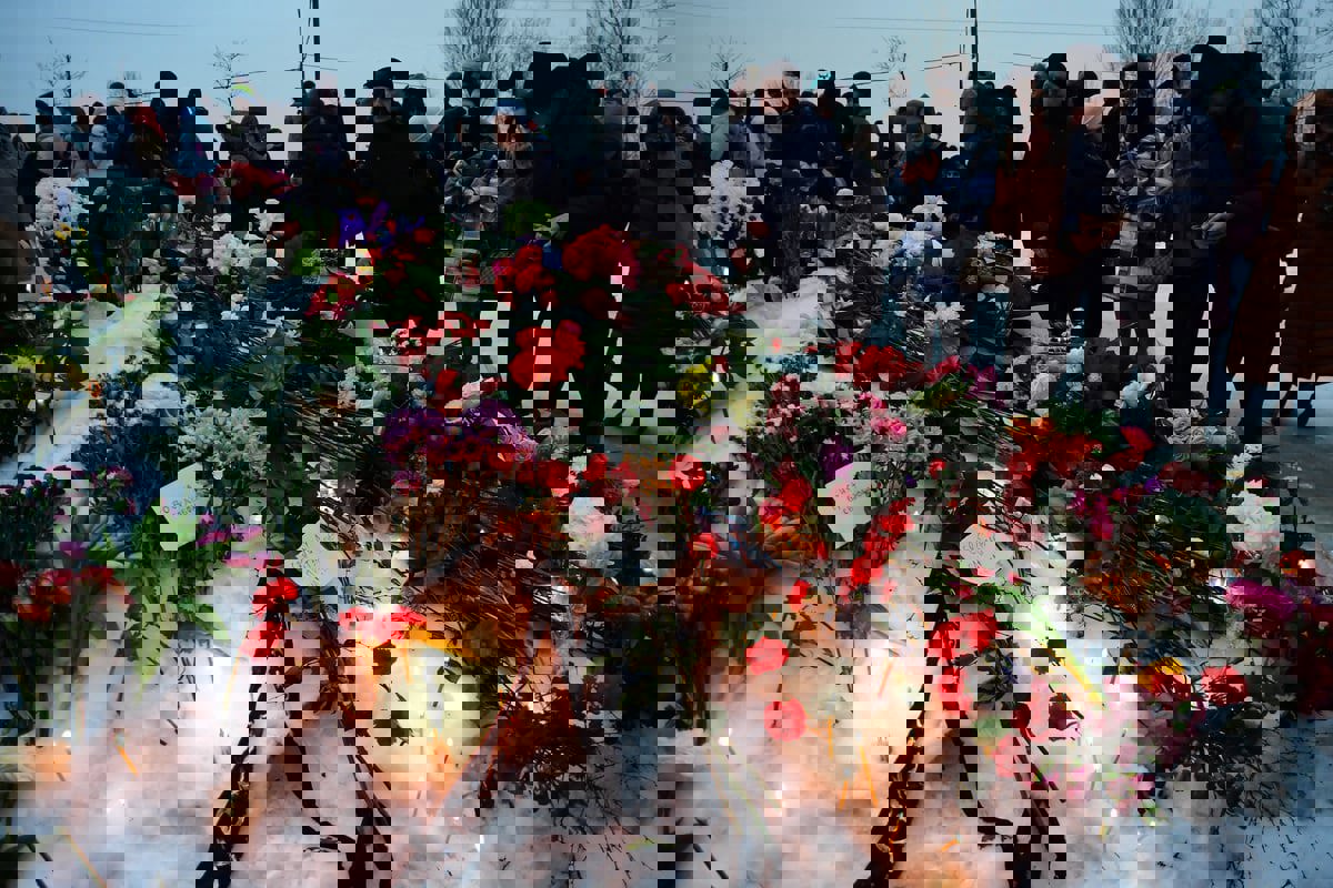 يوم دفنه.. اعتقالات تطال العشرات من أنصار نافالني في روسيا